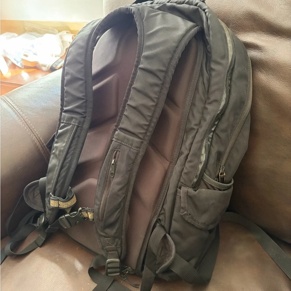 lululemon athletica black backpack